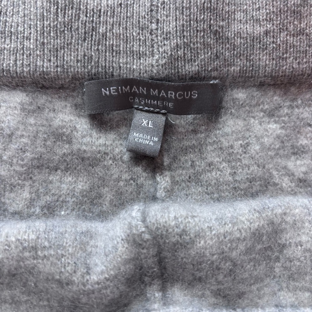 Neiman Marcus Heathered Gray Cashmere Shorts Women’s XL Comfort Luxury - Picture 5 of 9